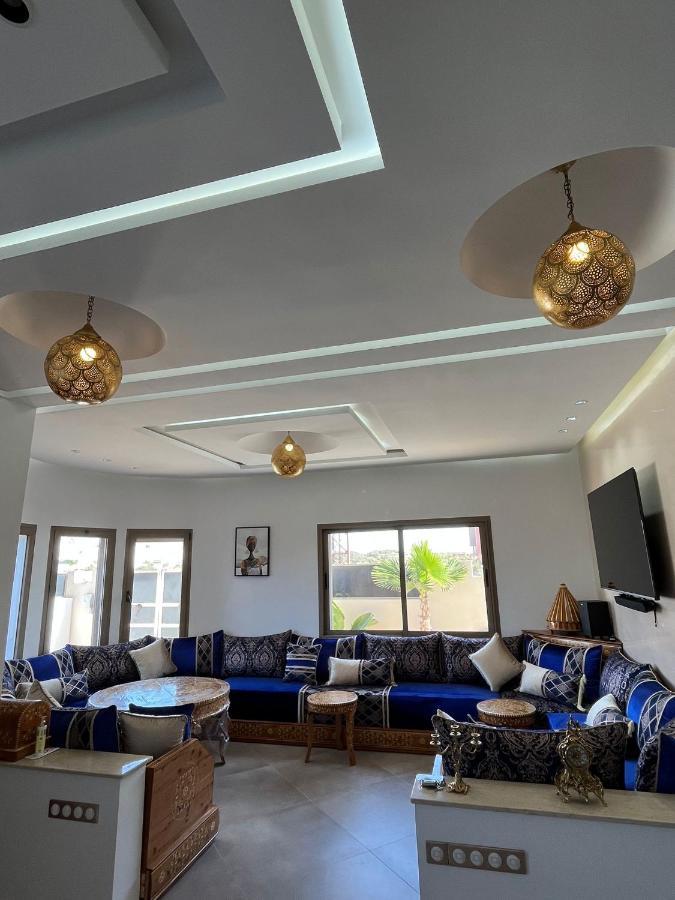 Moderne A 5 Min De La Avec Jardin Et 3 Salons Villa *
