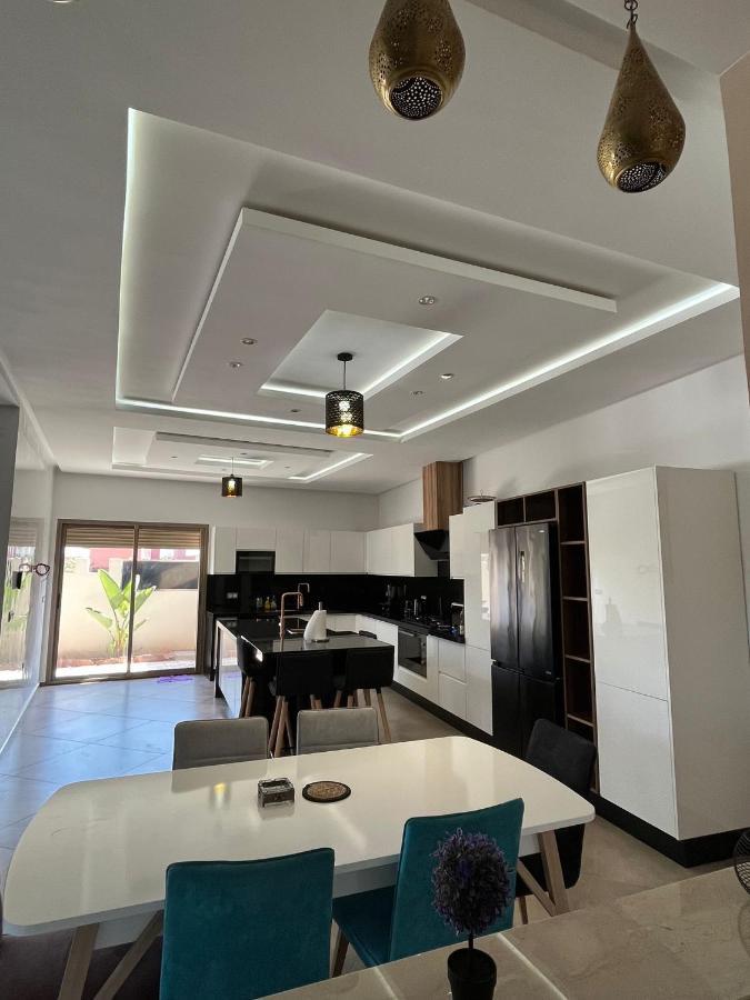 Moderne A 5 Min De La Avec Jardin Et 3 Salons * Essaouira
