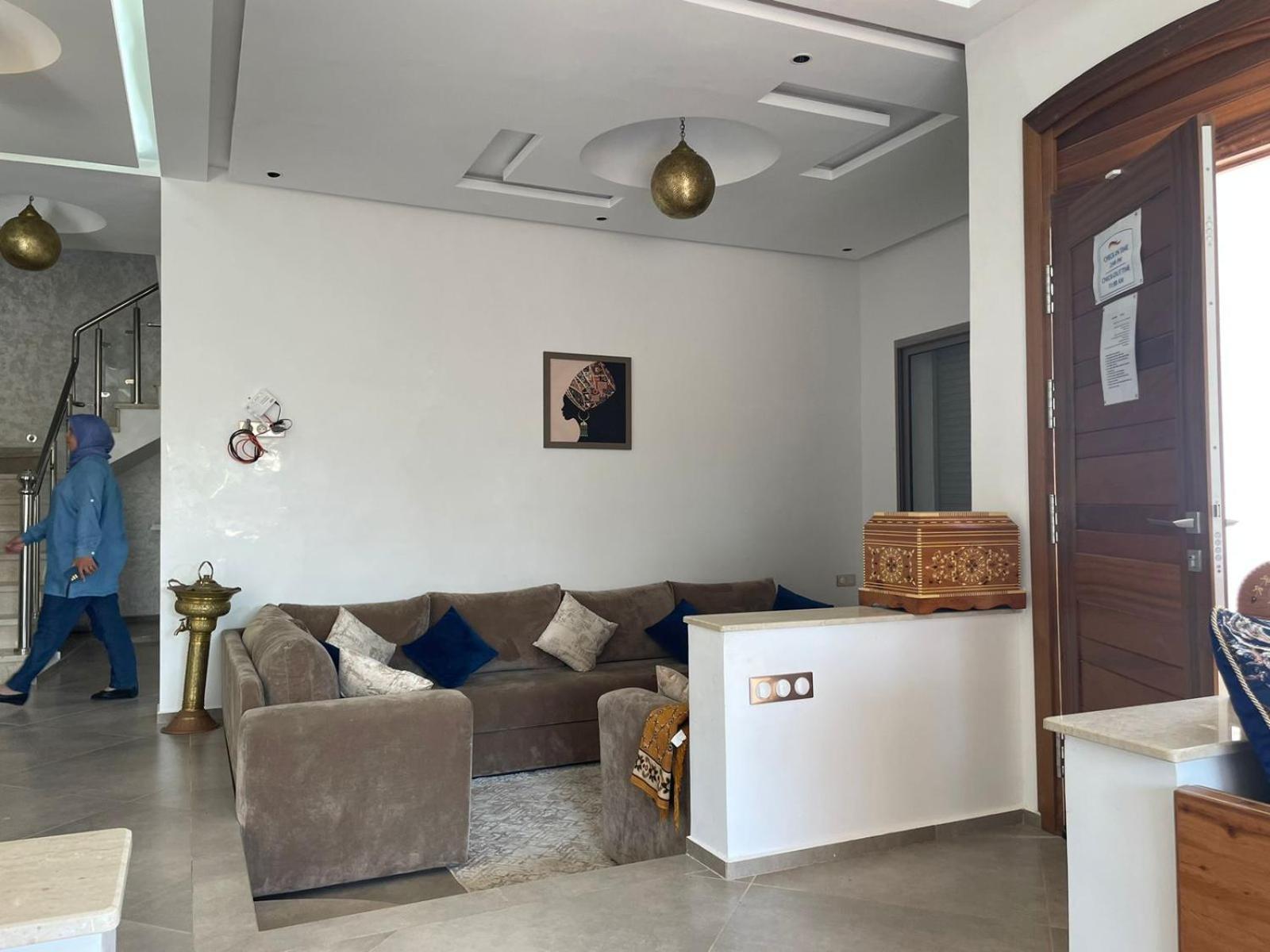 Villa Moderne A 5 Min De La Avec Jardin Et 3 Salons